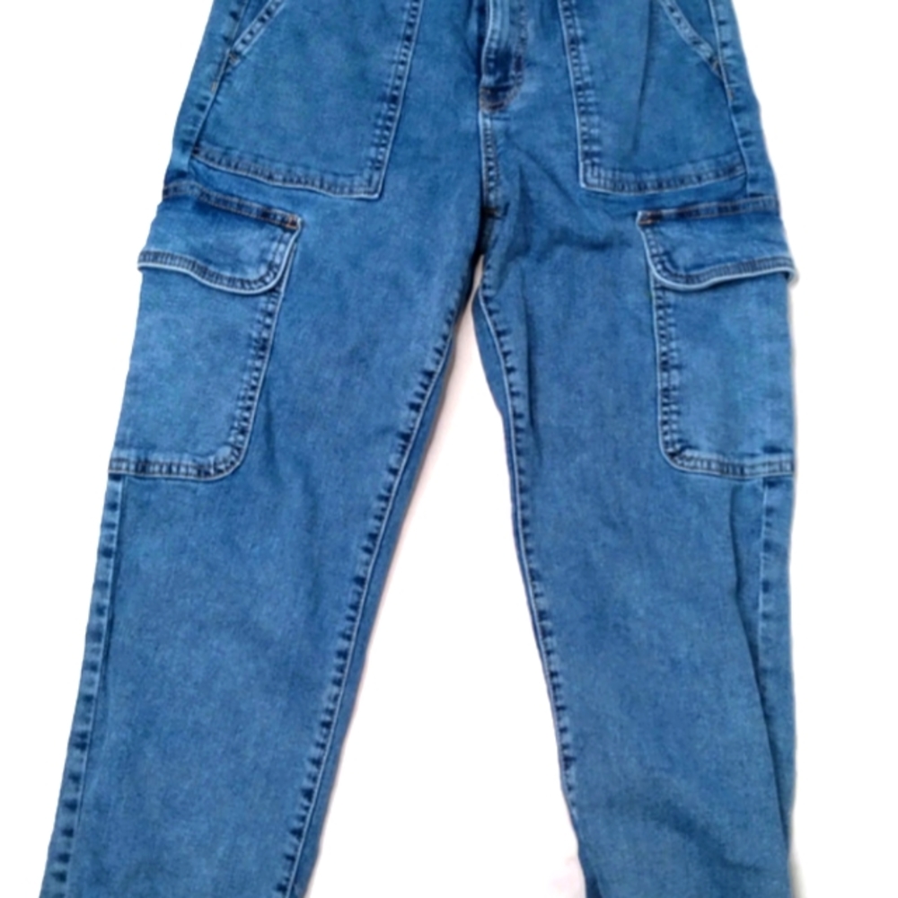 Mom Jean style jeans